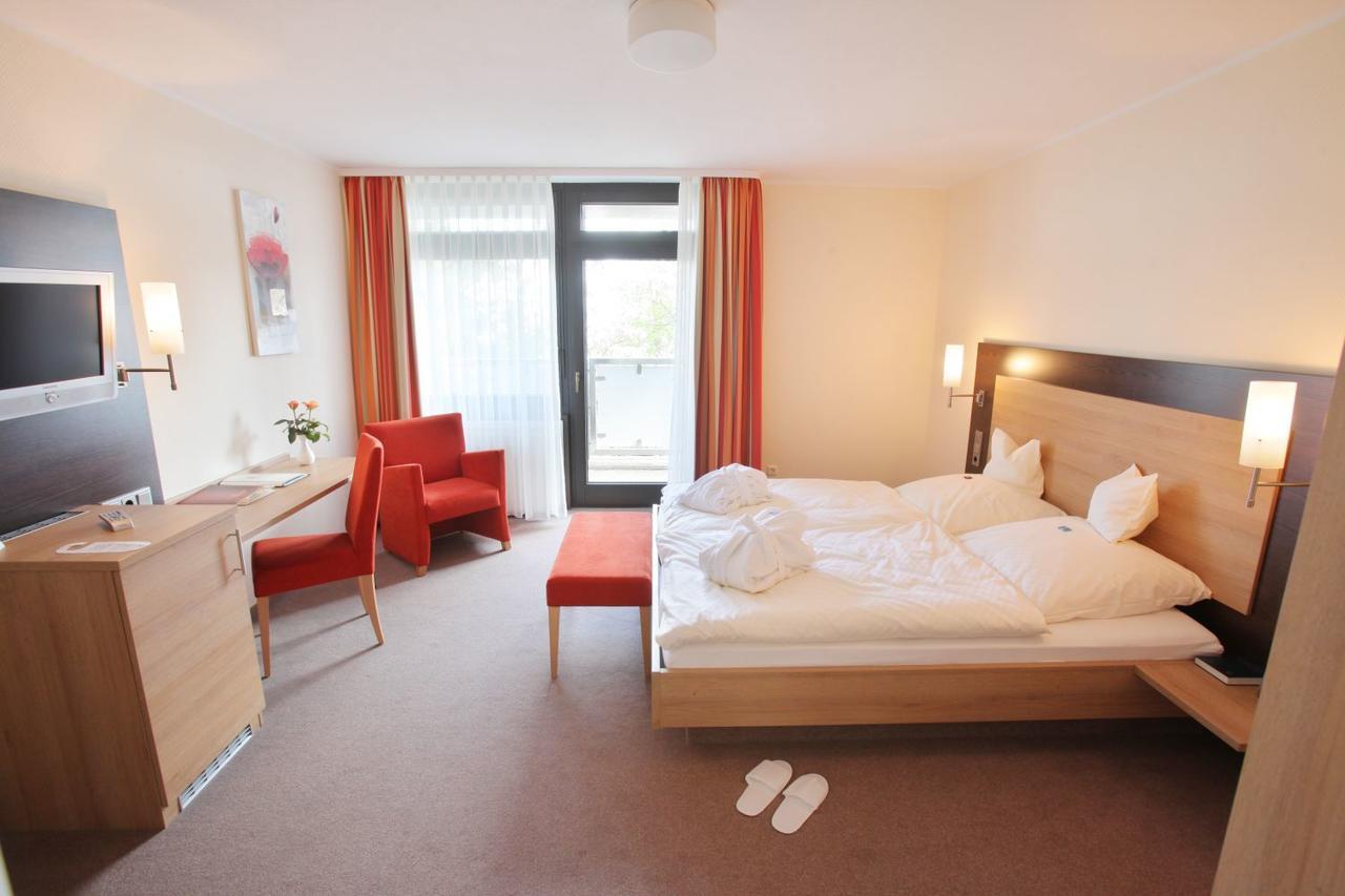 Hotel Wiehen-Therme Hullhorst Extérieur photo